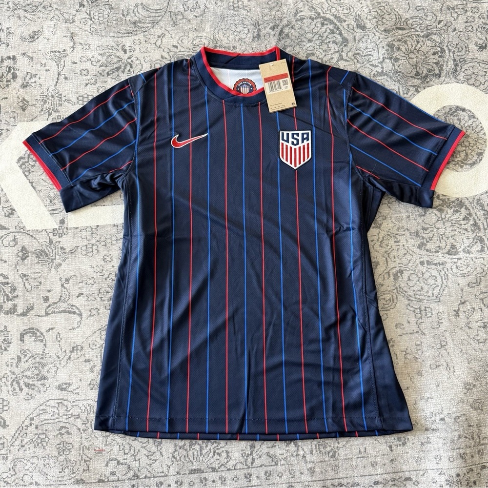 Nike USA Men's Soccer Jersey Size L Navy Red Blue Pinstripe Dri-FIT